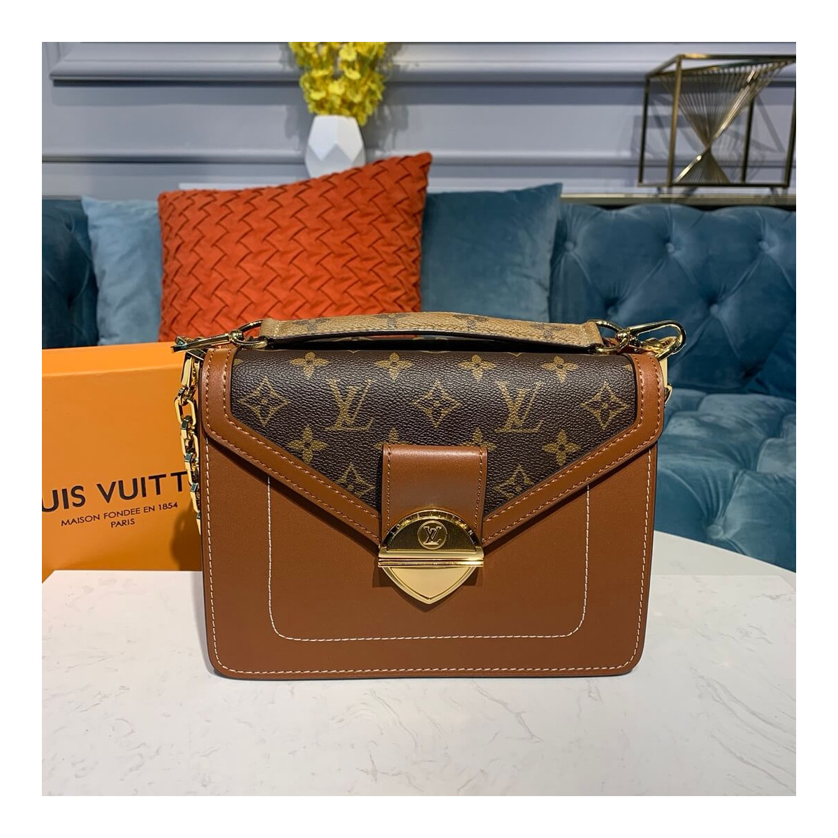 Louis Vuitton Monogram Reverse Canvas Biface M44386