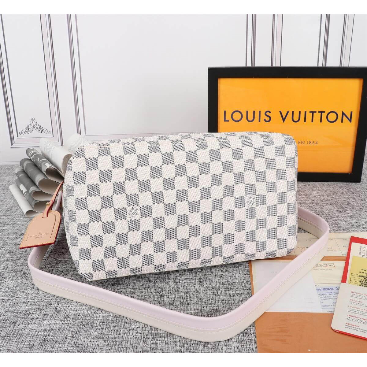 Louis Vuitton Damier Azur Beaubourg Hobo MM N40343