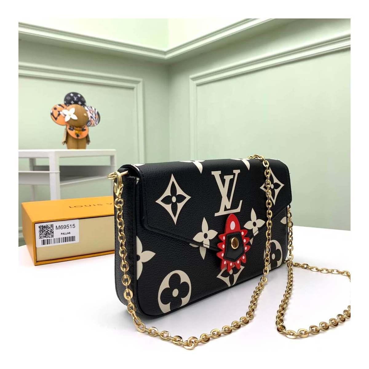 Louis Vuitton LV Crafty Felicie Pochette M69515