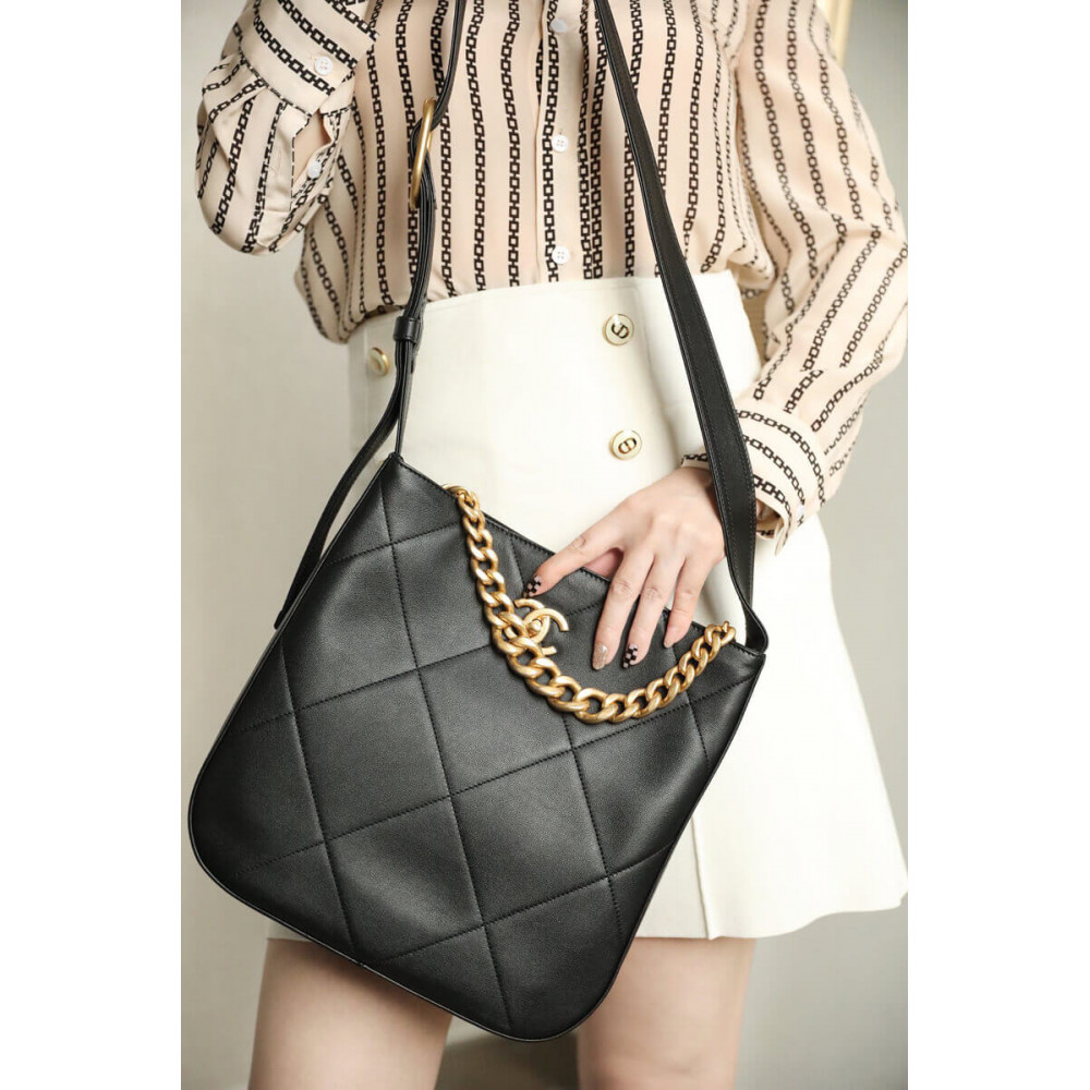 Chanel Hobo Handbag Calfskin Black AS2844