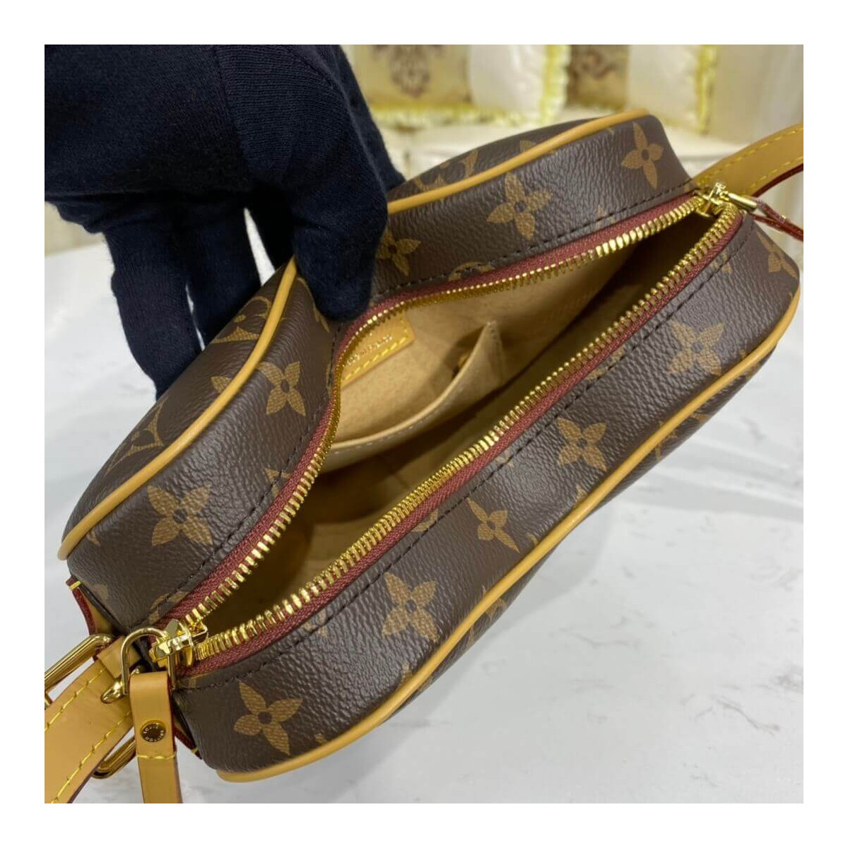 Louis Vuitton Game On Cœur M57456