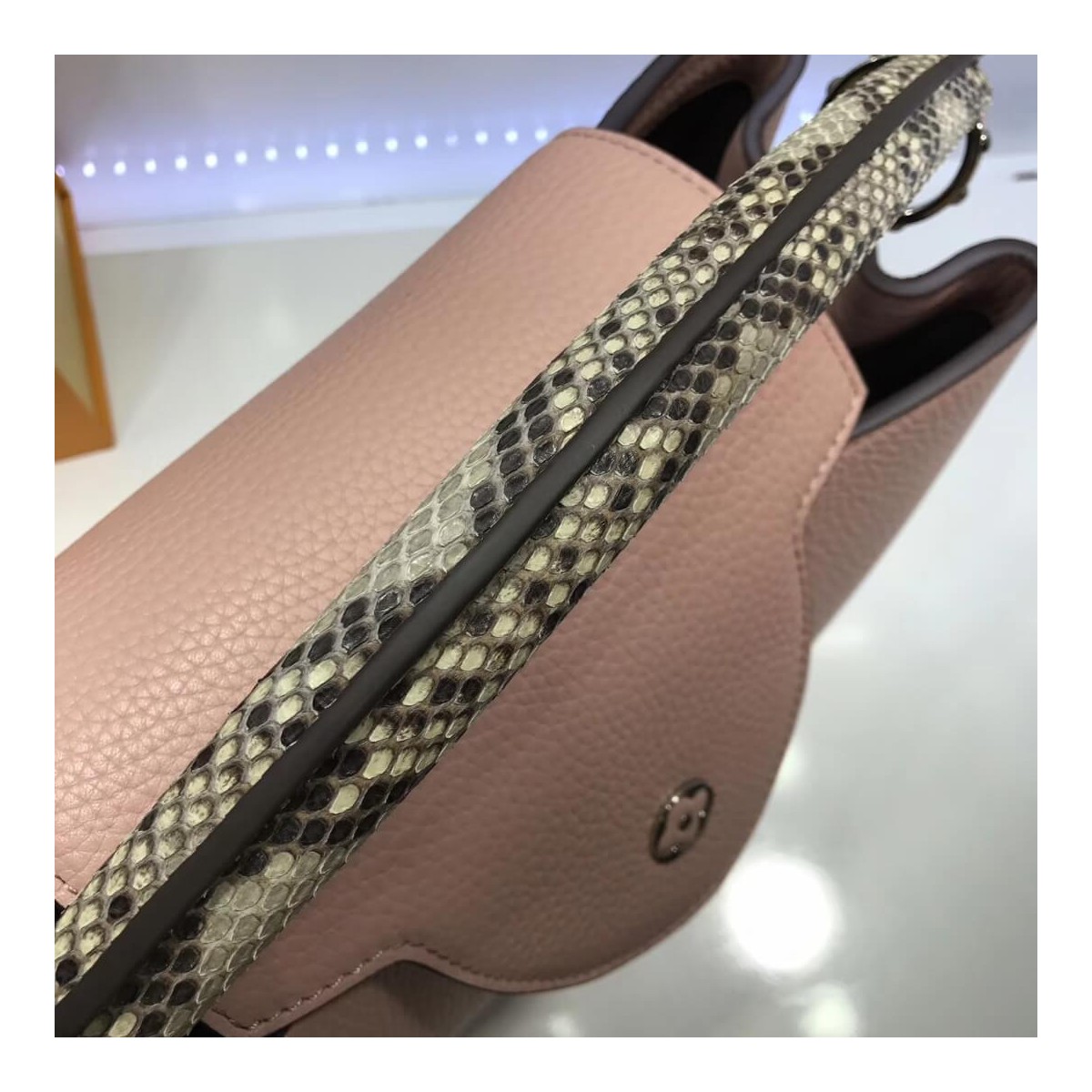 Louis Vuitton Taurillon Leather And Python Capucines MM N91711