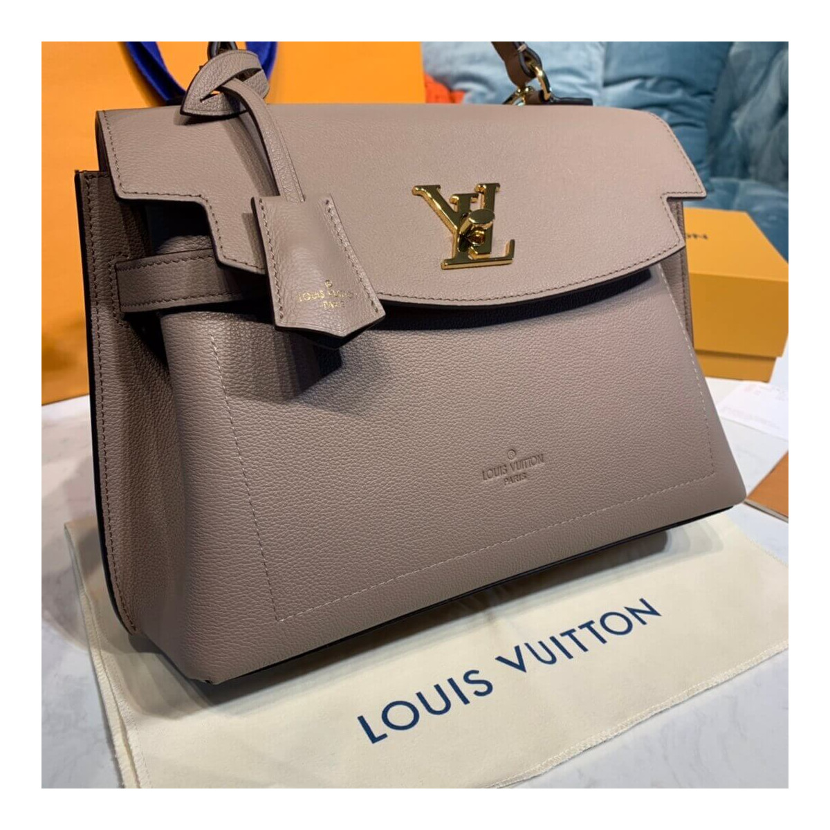 Louis Vuitton Lockme Ever BB M53937