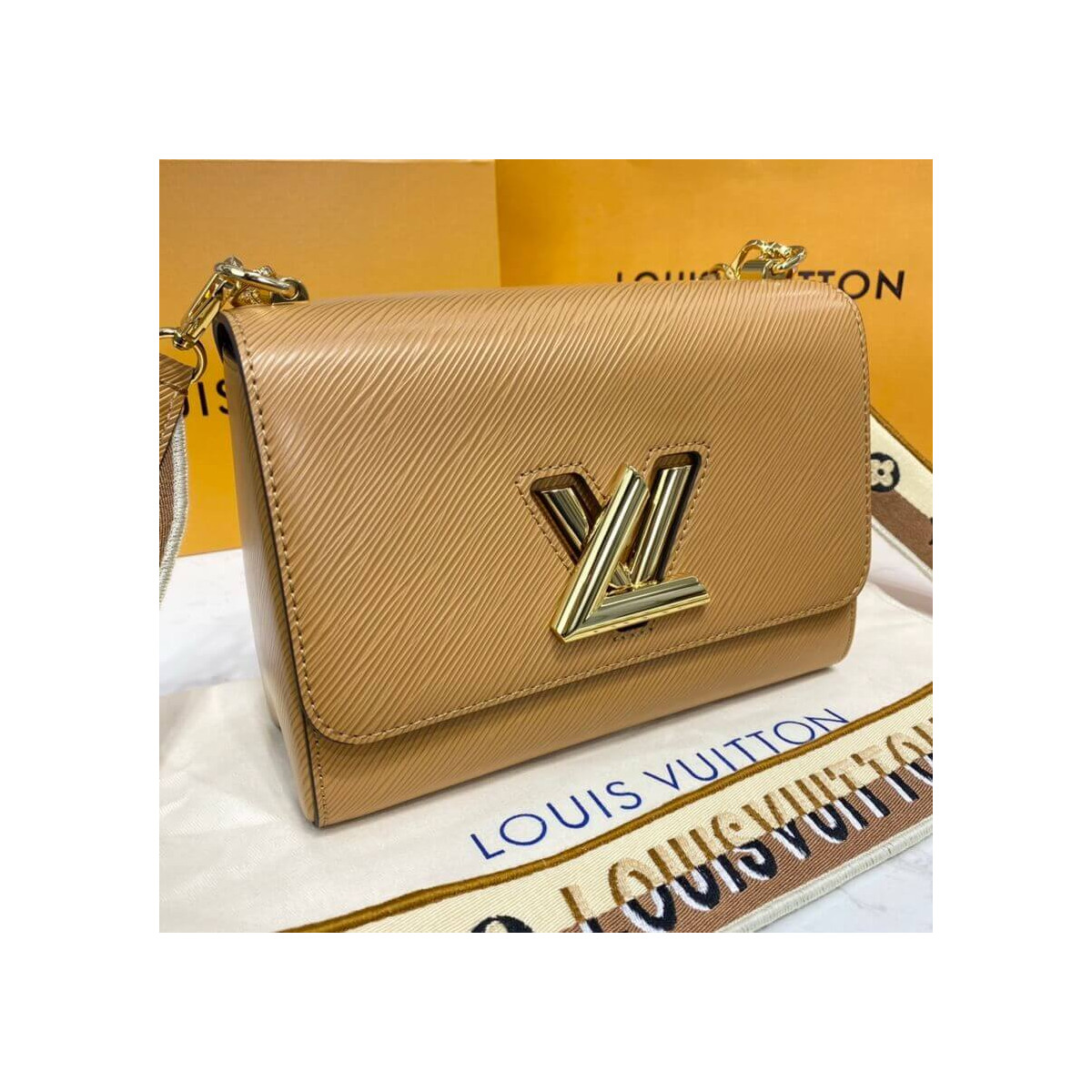 Louis Vuitton Twist MM M57505 M57506