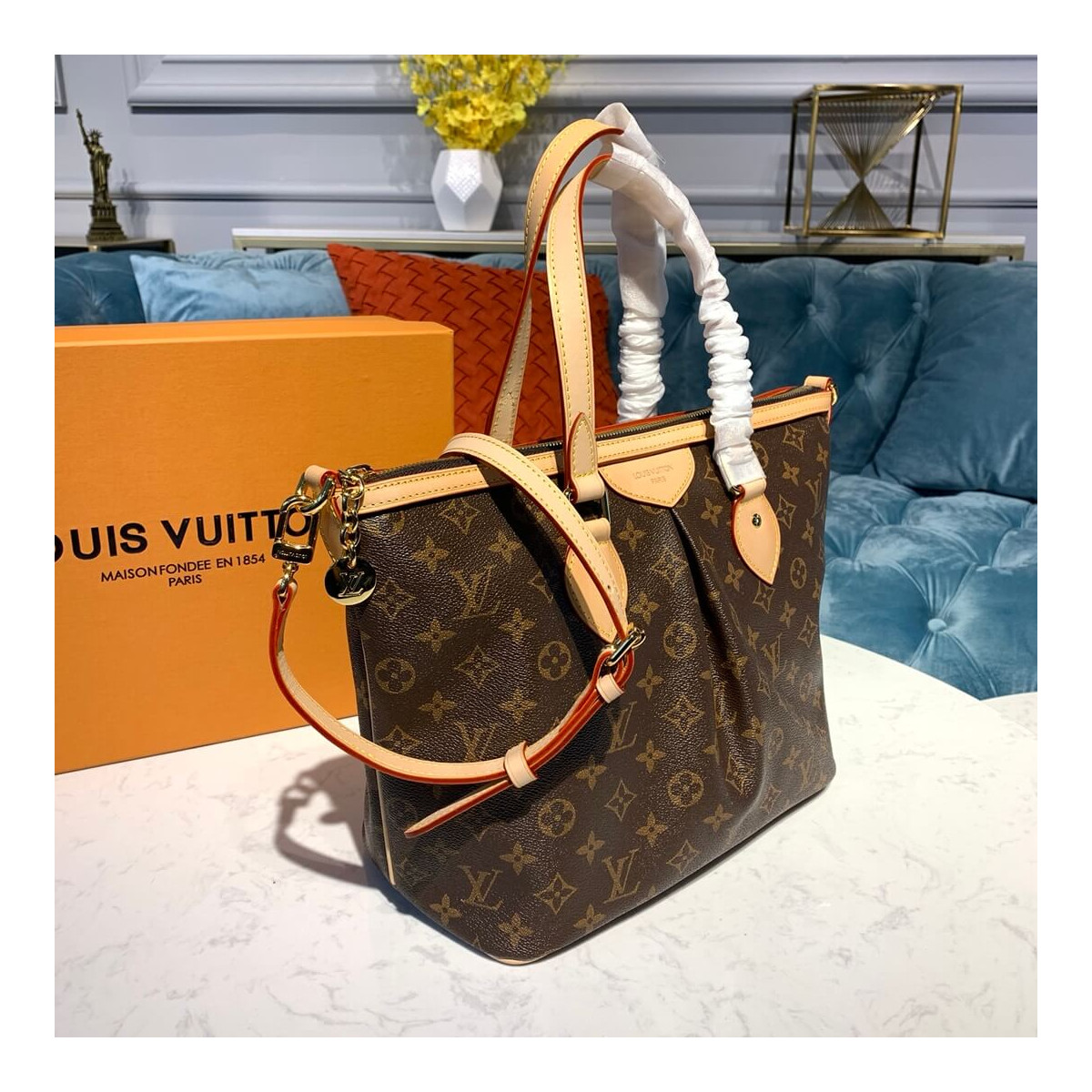 Louis Vuitton Monogram Canvas Palermo PM M40145