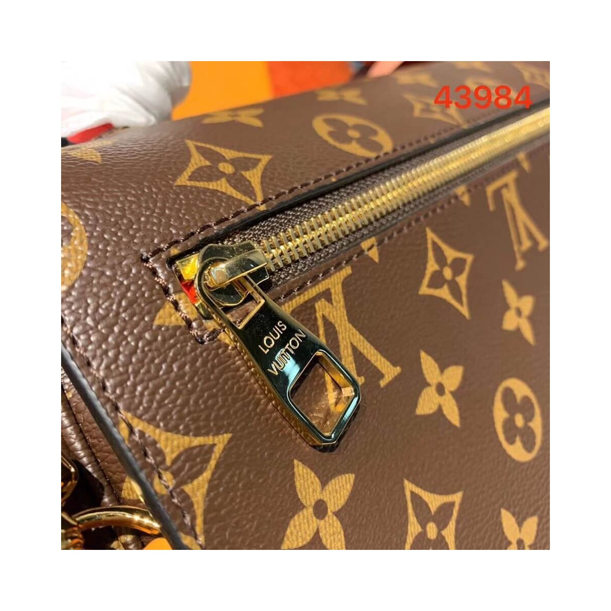 Louis Vuitton Monogram Canvas Pochette Metis M43984