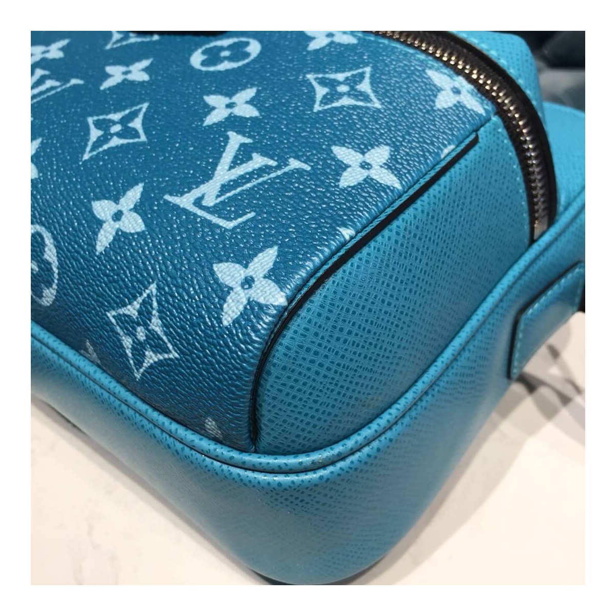 Louis Vuitton Outdoor Bumbag M30241