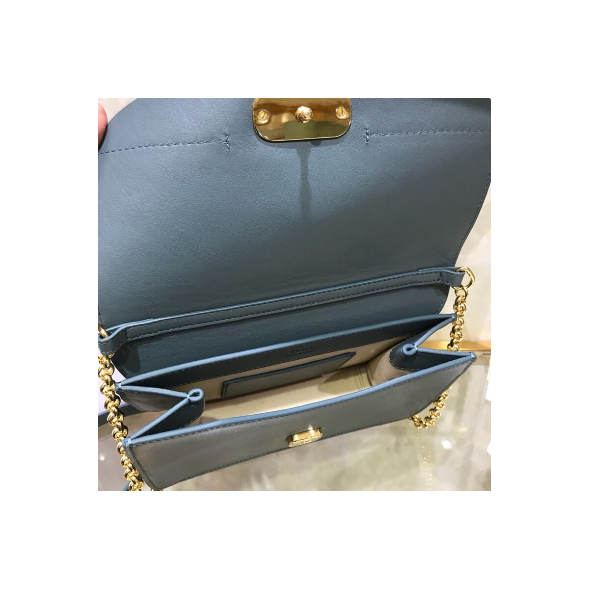 Chloe C Clutch With Chain S1159