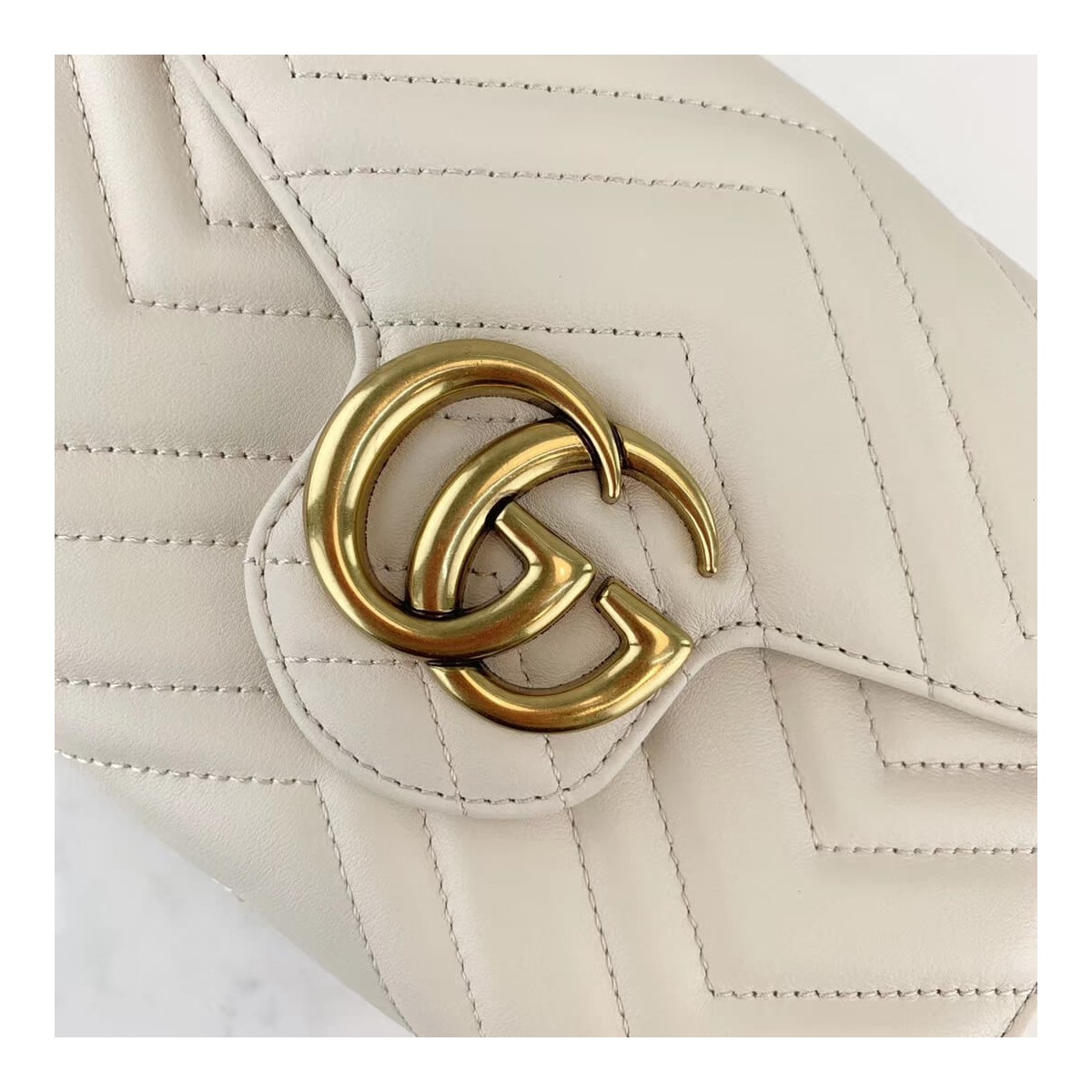 Gucci GG Marmont Matelasse Mini Bag 474575