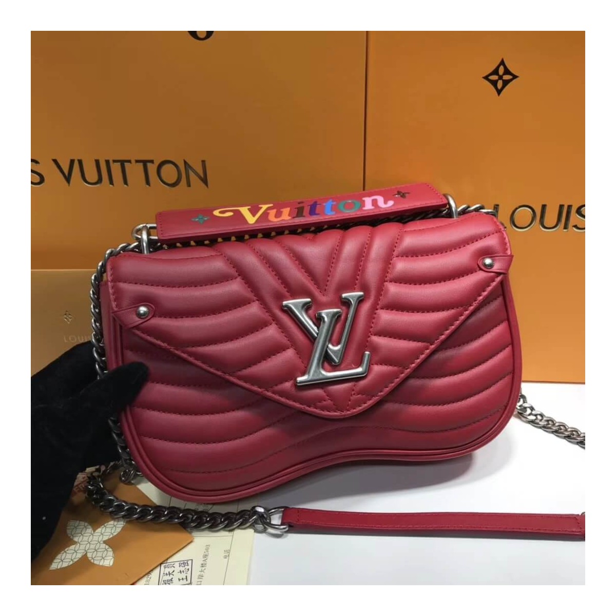 Louis Vuitton New Wave Chain Bag MM M51946