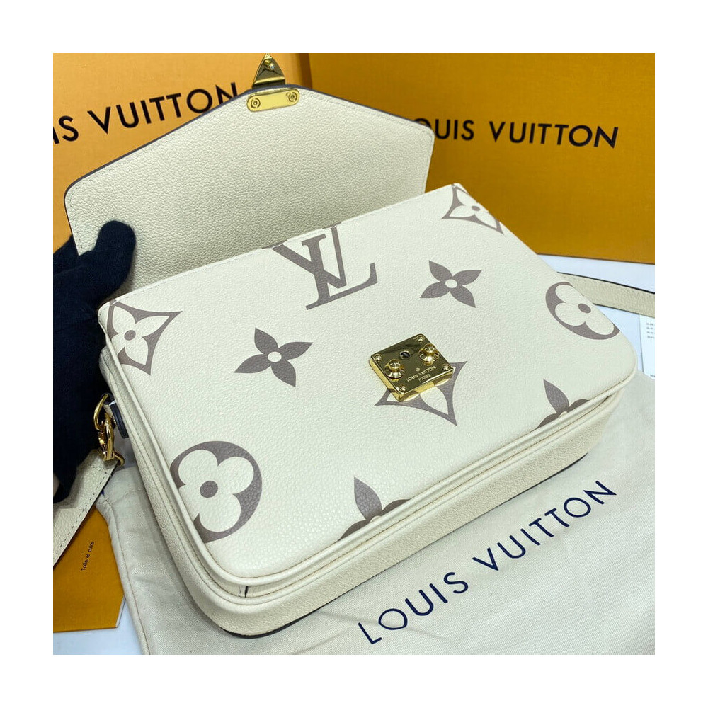 Louis Vuitton Pochette Metis M45596