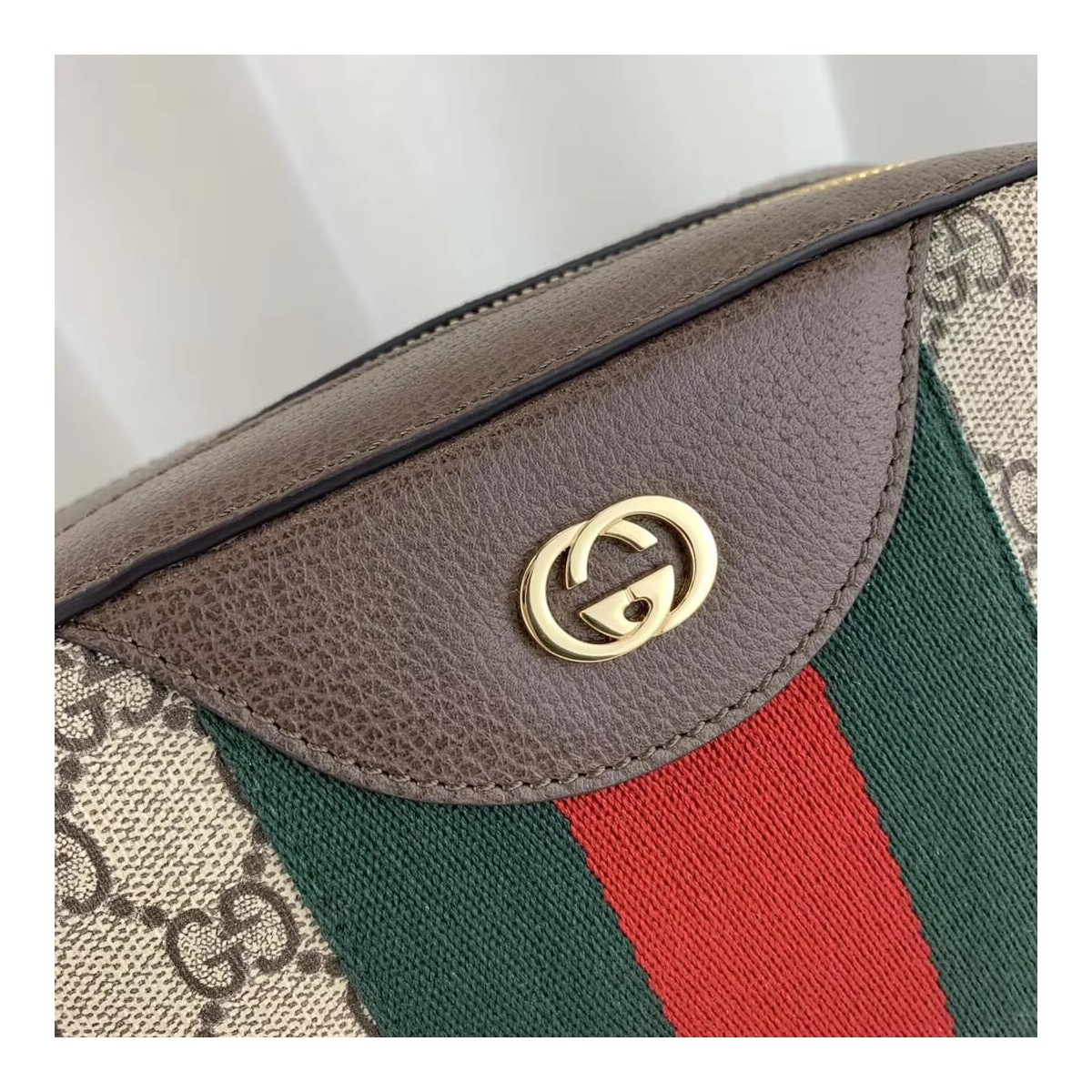 Gucci GG Supreme Shoulder Bag 575073 Coffee