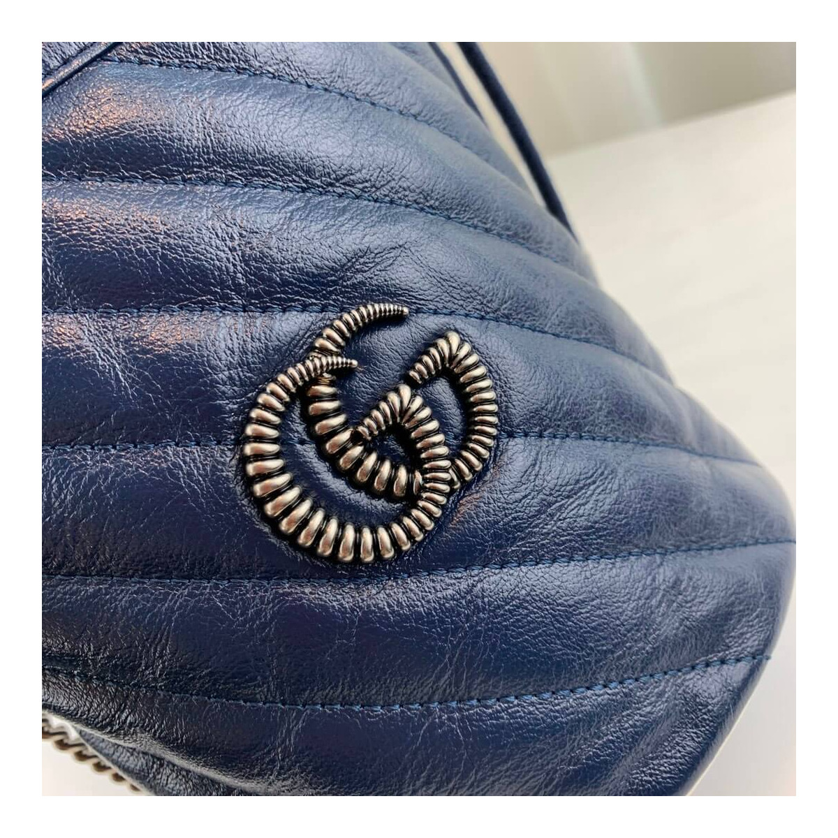 Gucci GG Marmont Mini Bucket Bag 573817 Blue