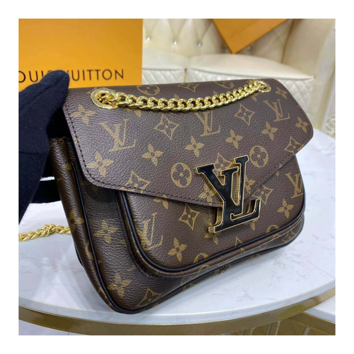 Louis Vuitton Passy Bag M45592