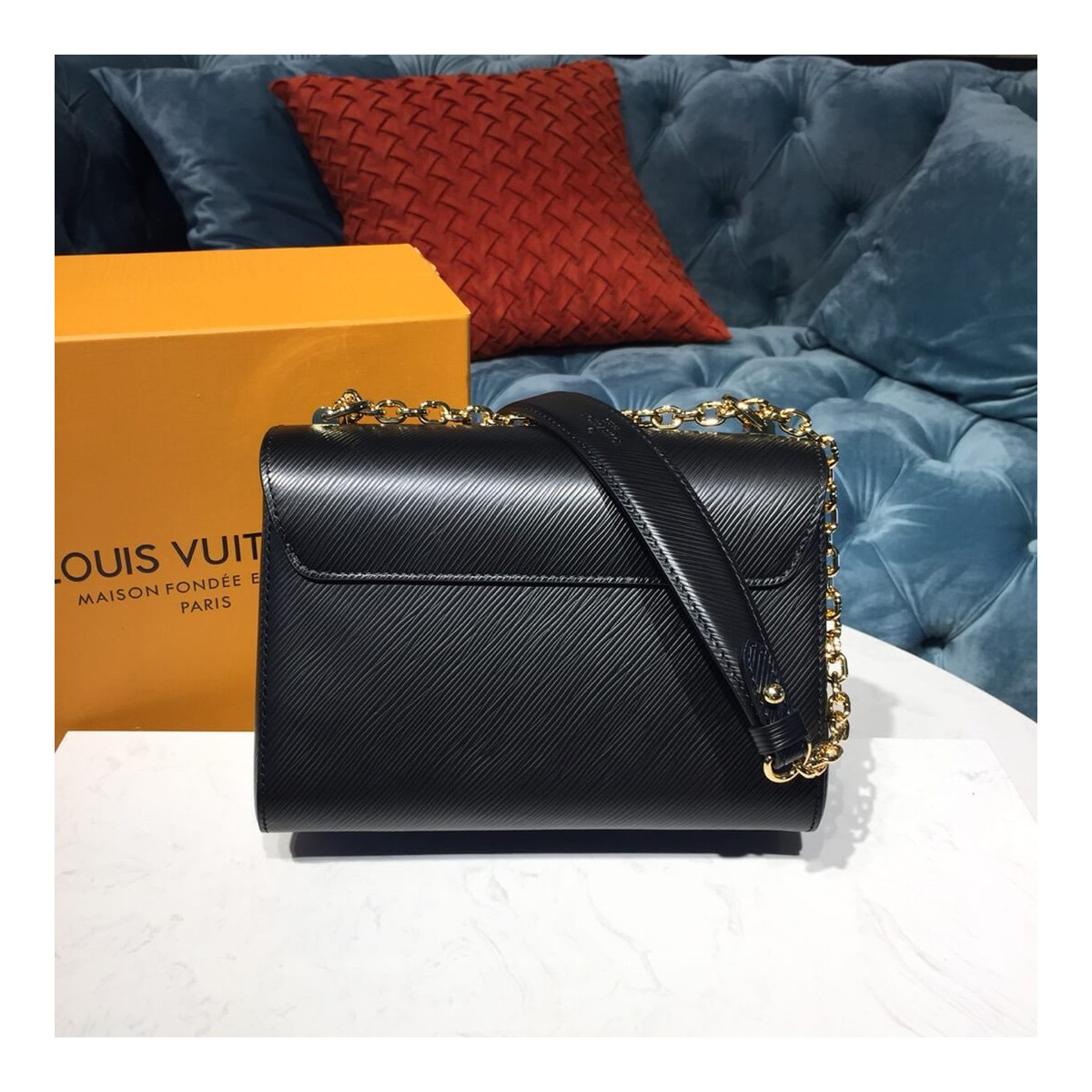 Louis Vuitton Epi Leather Twist MM M53762