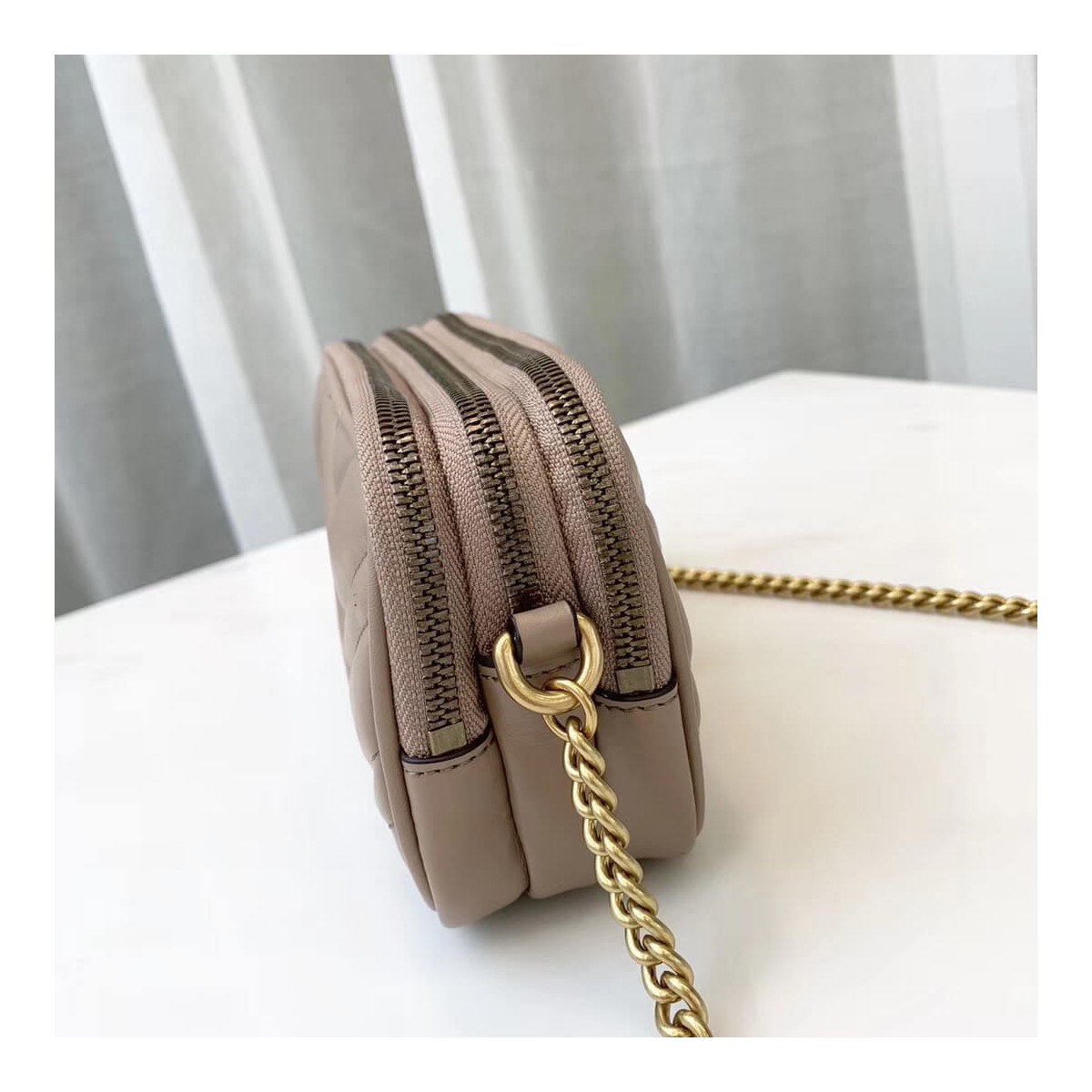 Gucci GG Marmont Mini Chain Bag 546581