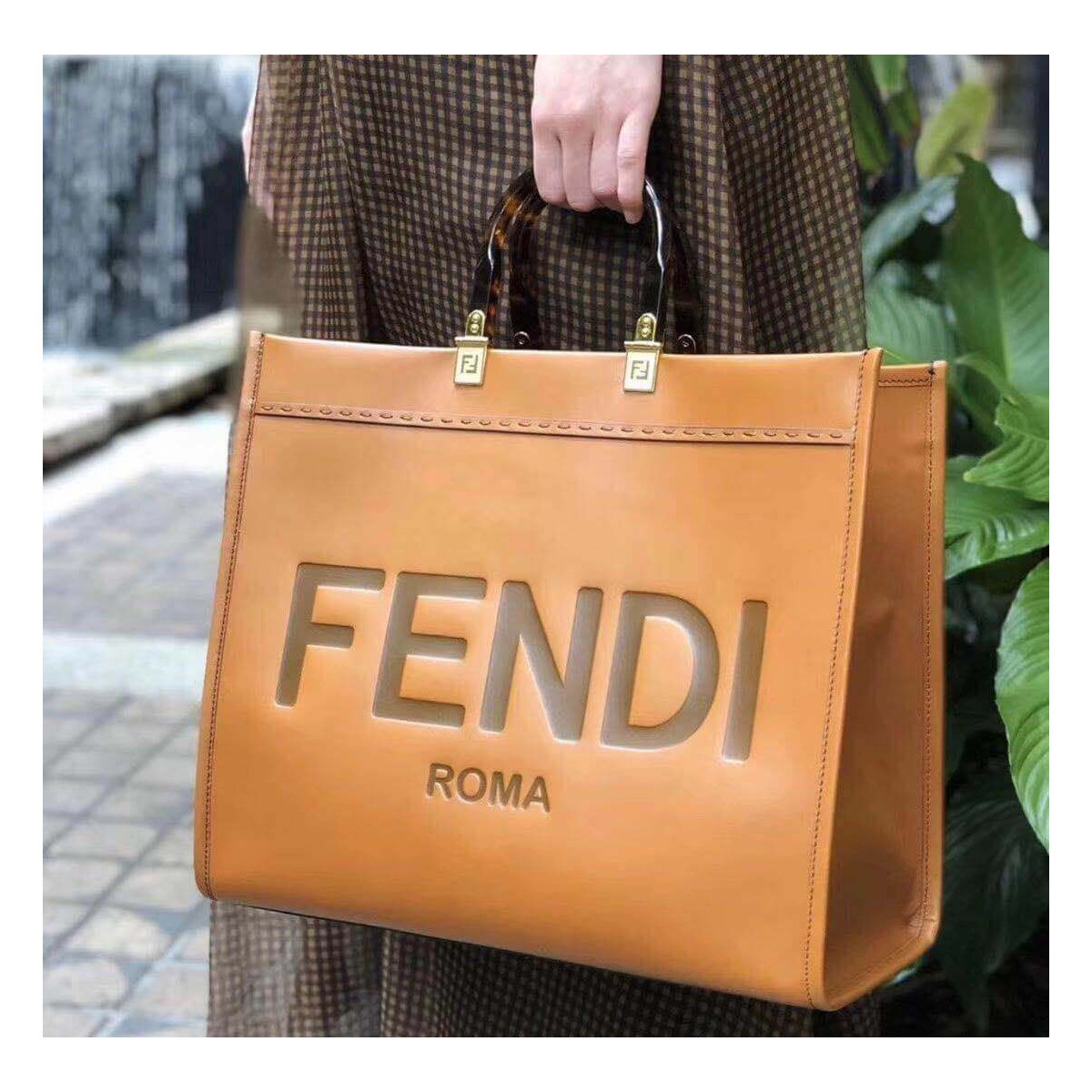 Fendi Sunshine Shopper 8BH372