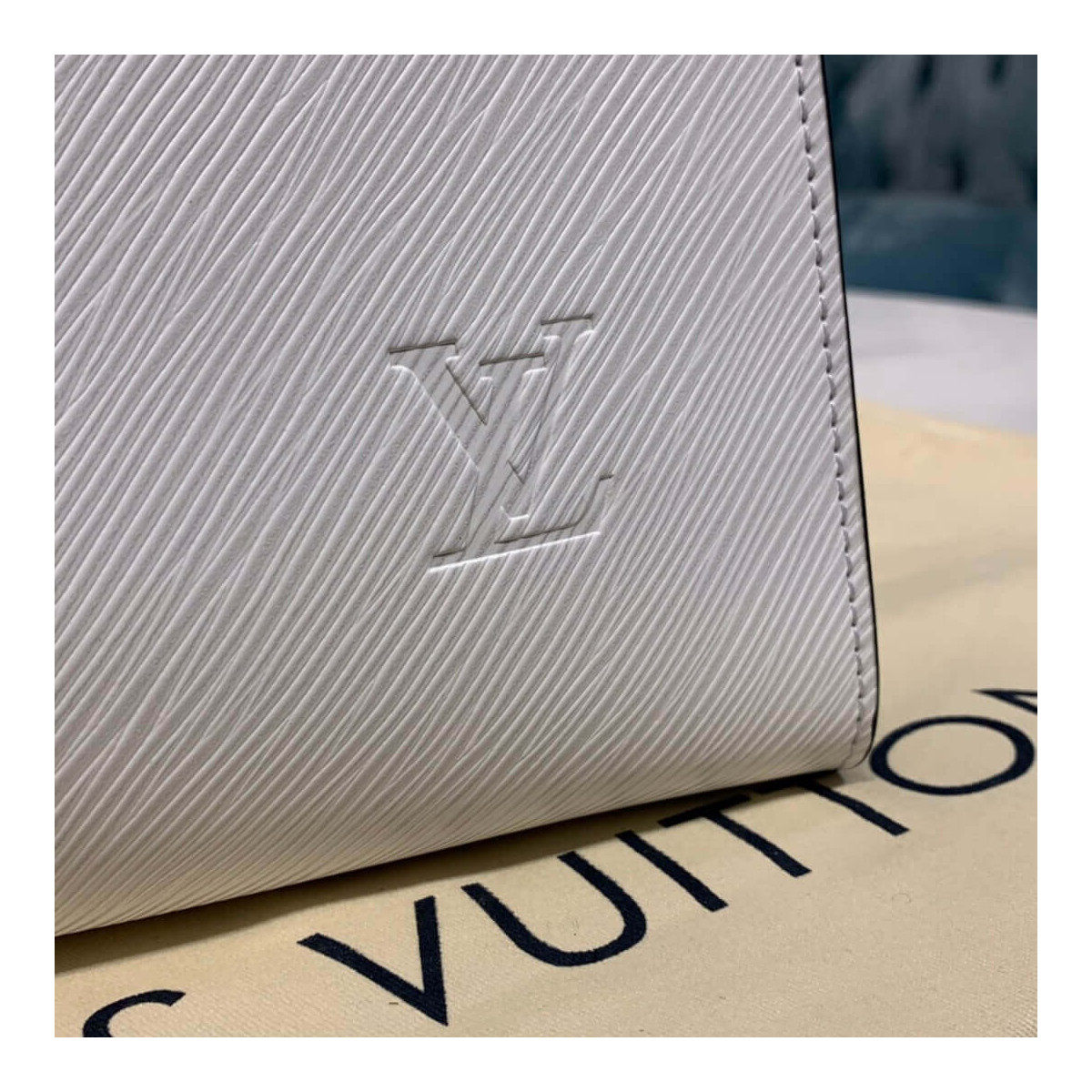 Louis Vuitton Epi Leather Onthego MM M56080 M56081 M56229