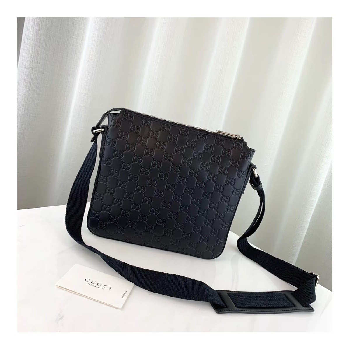 Gucci Signature Messenger 406410