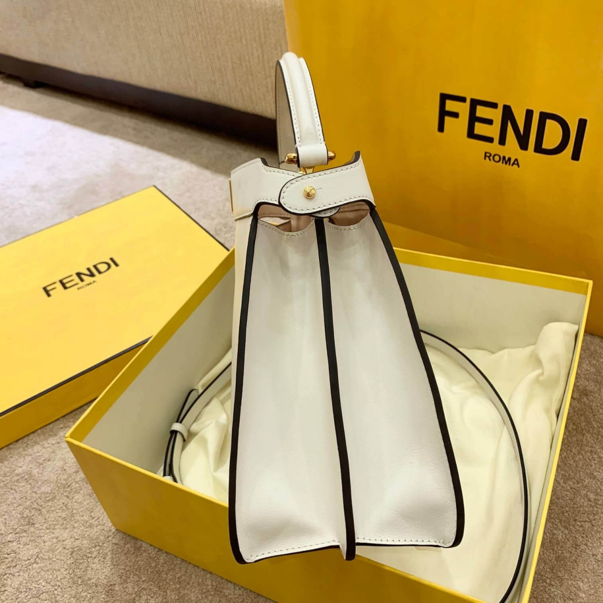 Fendi Medium Peekaboo ISeeU Bag 8BN321