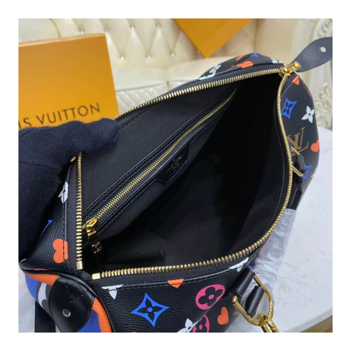 Louis Vuitton Game On Speedy Bandoulière 30 M57465