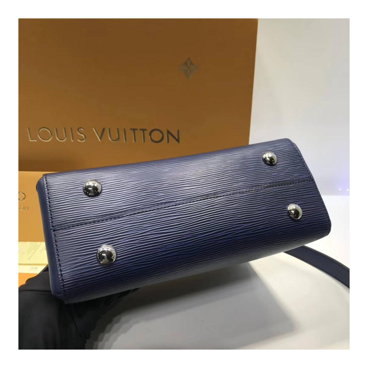 Louis Vuitton Epi Leather Grenelle PM M53694