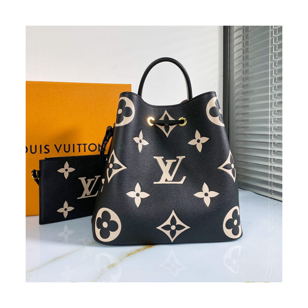 Louis Vuitton NeoNoe MM M45555 M45497