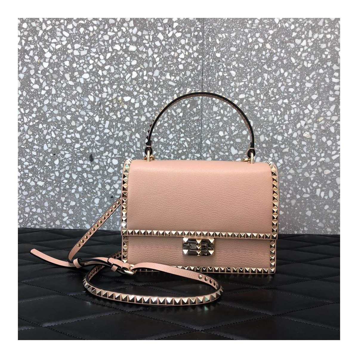 Valentino Garavani Rockstud No Limit Handbag 0044