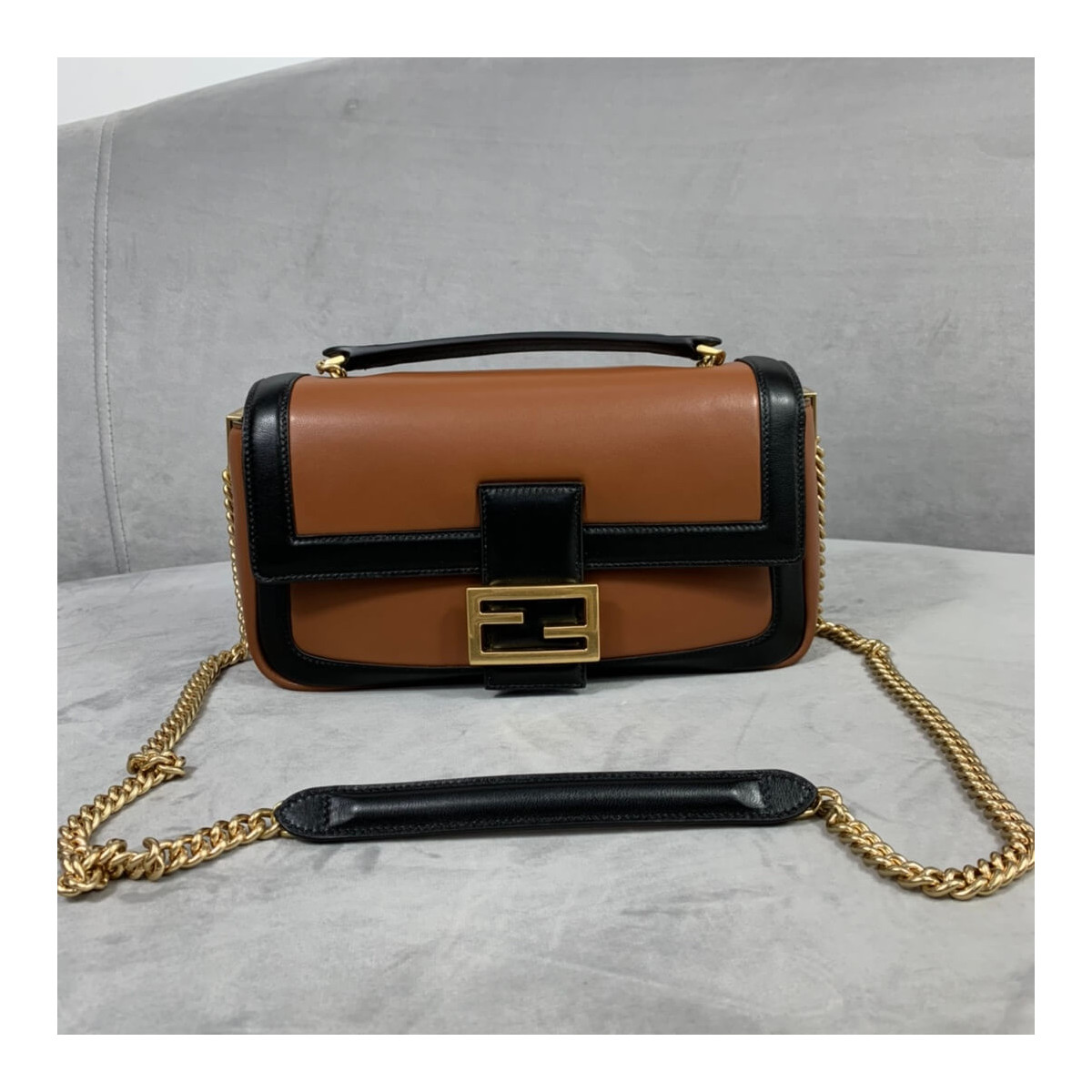 Fendi Baguette Chain Bag In Nappa Leather 8BR783