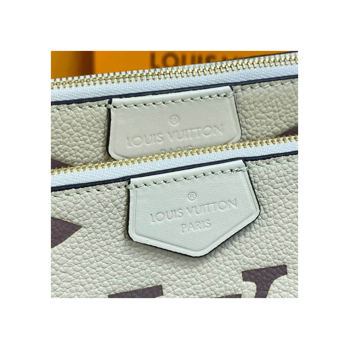 Louis Vuitton Bicolor Multi Pochette Accessoires M45777