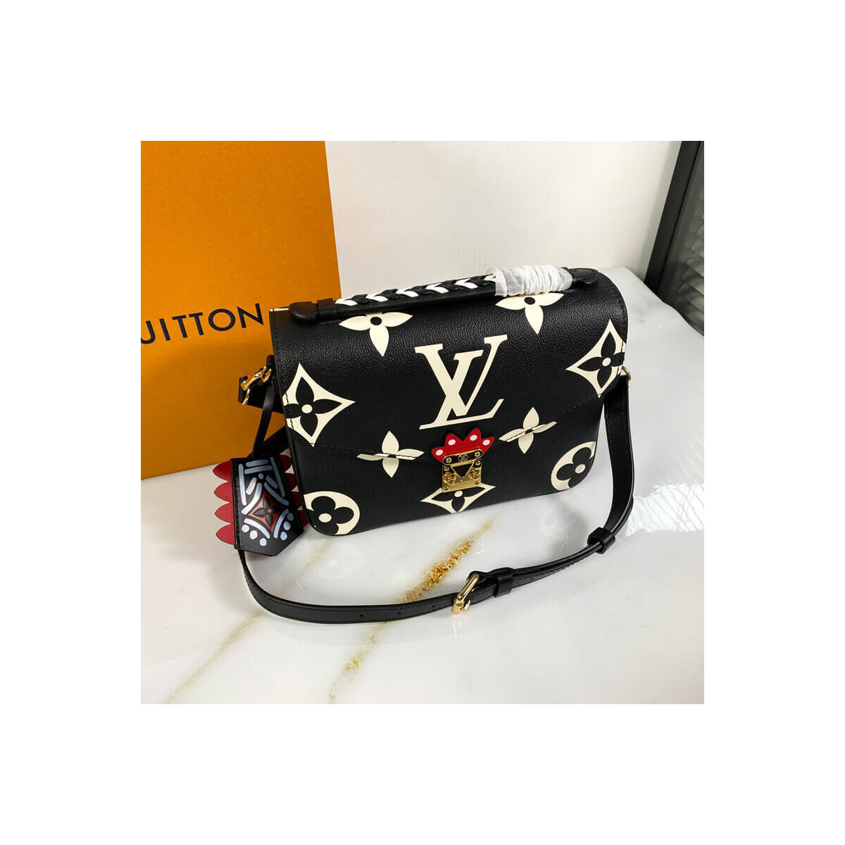 Louis Vuitton LV Crafty Pochette Metis M45384 M45385