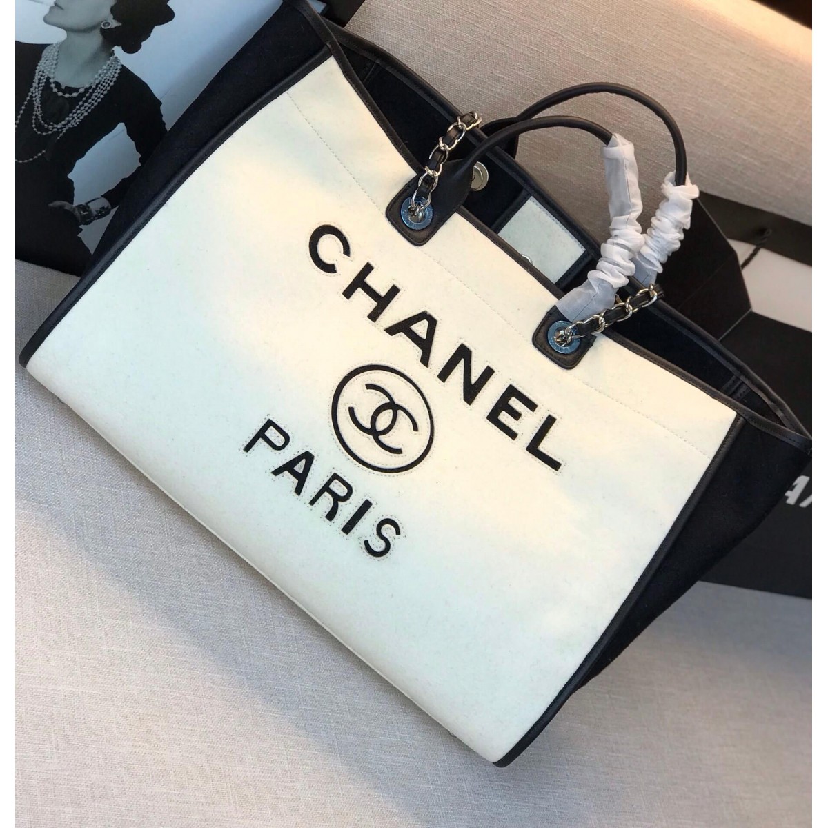 Chanel Large Shopping Bag A93786