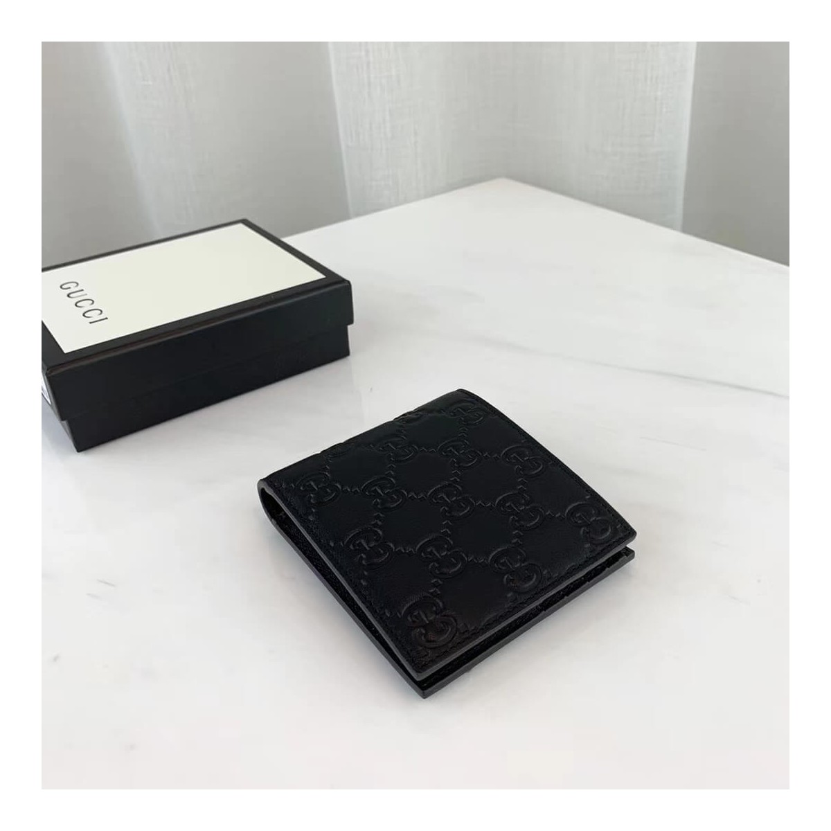 Gucci Signature Wallet 365466