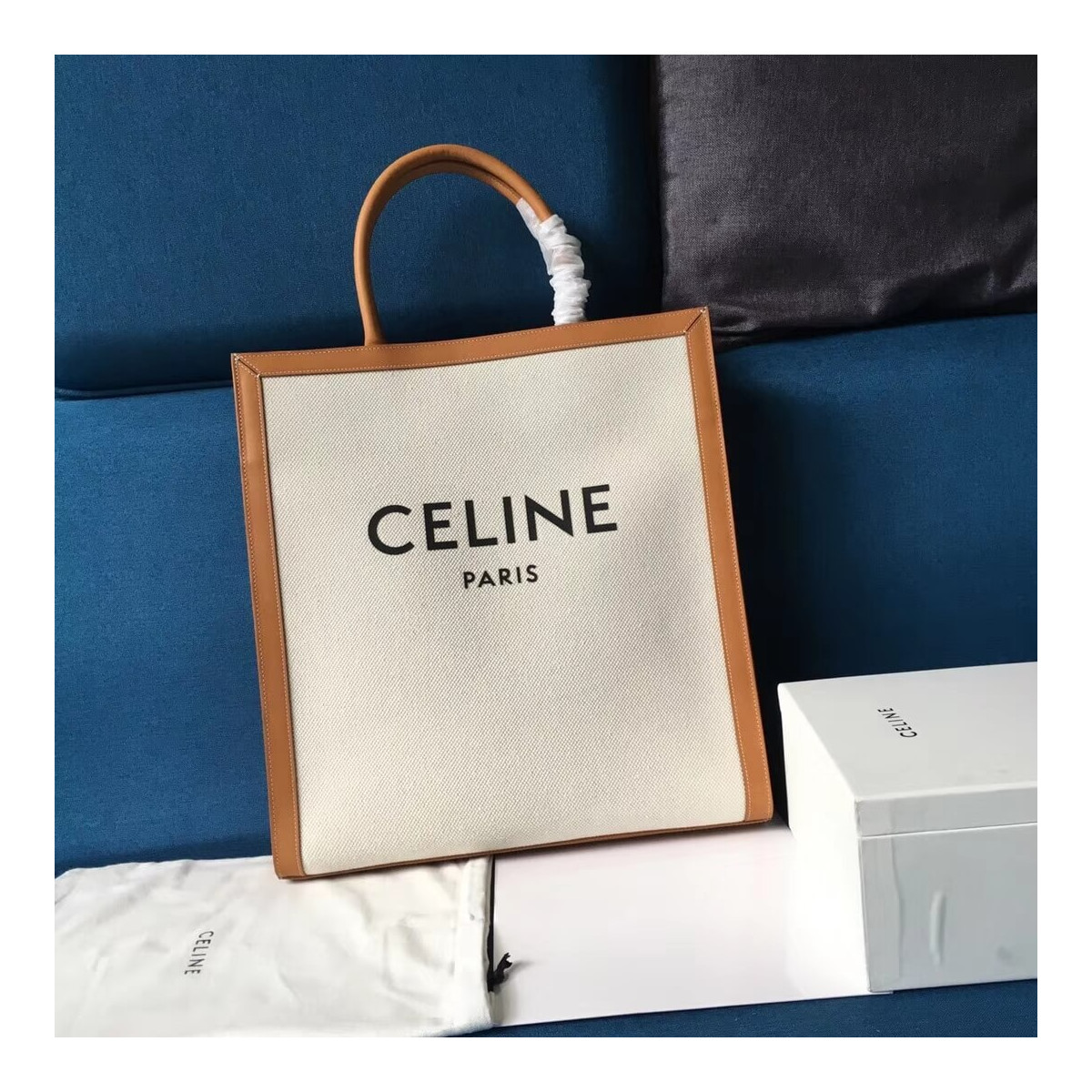 Celine Vertical Cabas Celine In Canvas With Celine Print And Calfskin 190402