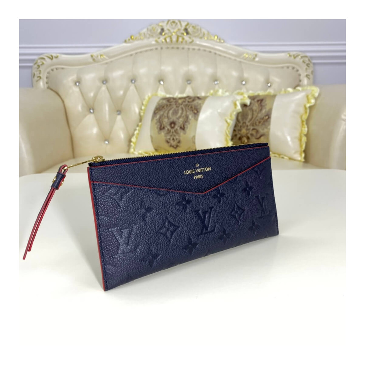 Louis Vuitton Pochette Melanie BB M68712