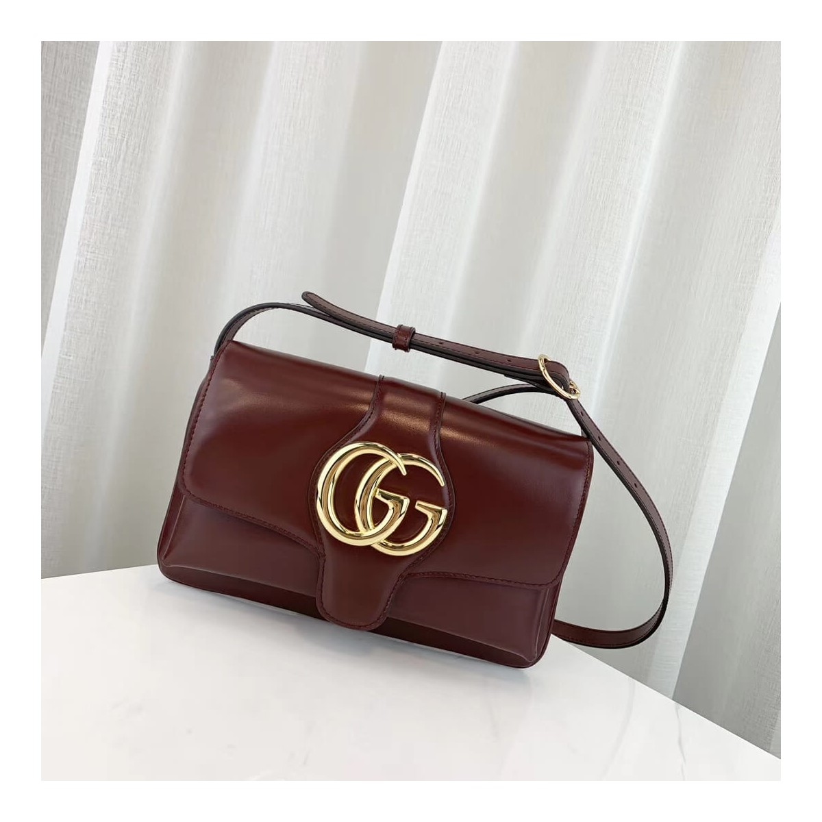 Gucci Arli Small Shoulder Bag 550129