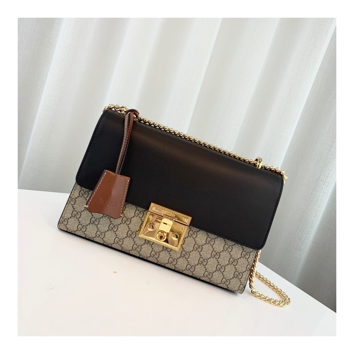 Gucci Padlock Medium GG Shoulder Bag 409486