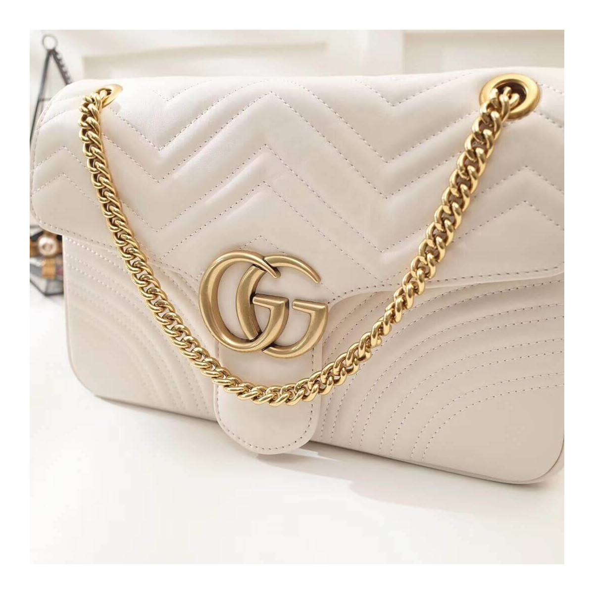 Gucci GG Marmont Medium Matelassé Shoulder Bag 443496