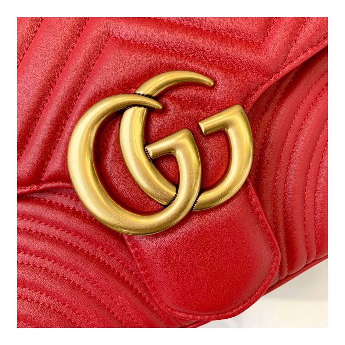 Gucci GG Marmont Medium Matelassé Shoulder Bag 443496