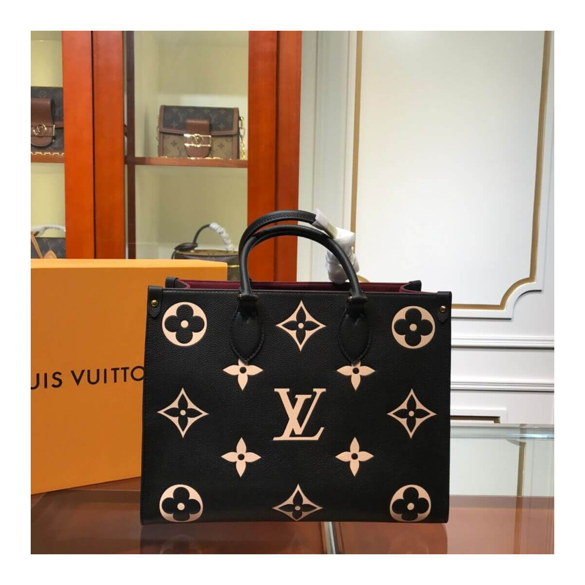 Louis Vuitton Onthego MM M45494 M45495