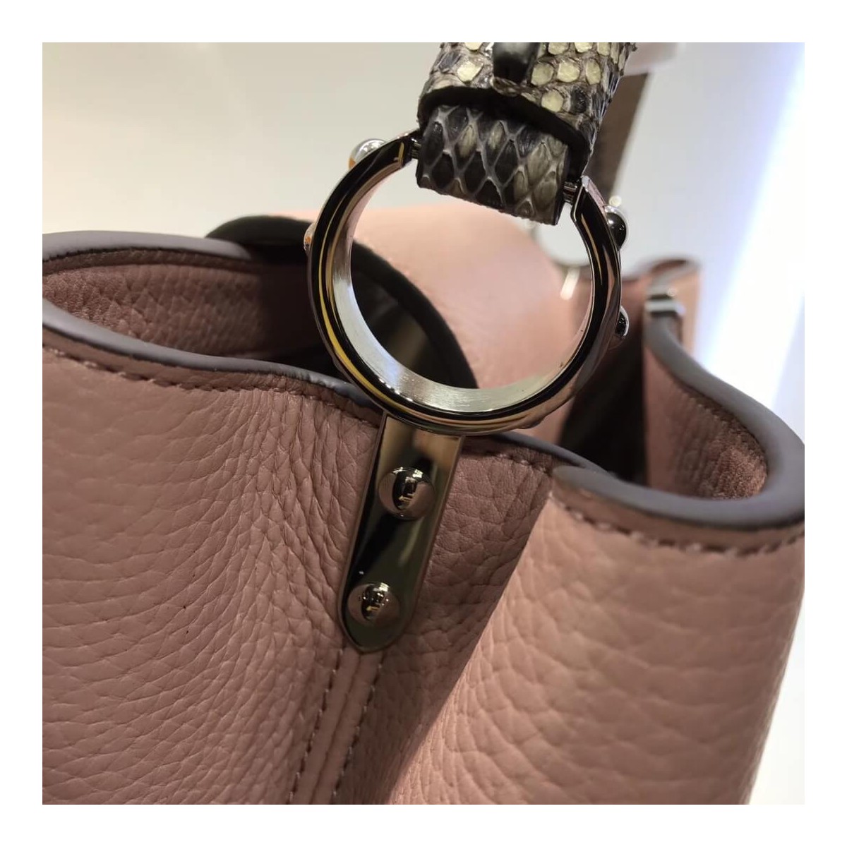 Louis Vuitton Taurillon Leather And Python Capucines MM N91711