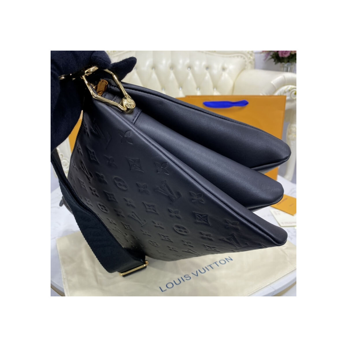 Louis Vuitton Sac Coussin MM M57782 M57783