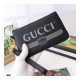 Gucci Logo Print Clutch Bag 526886