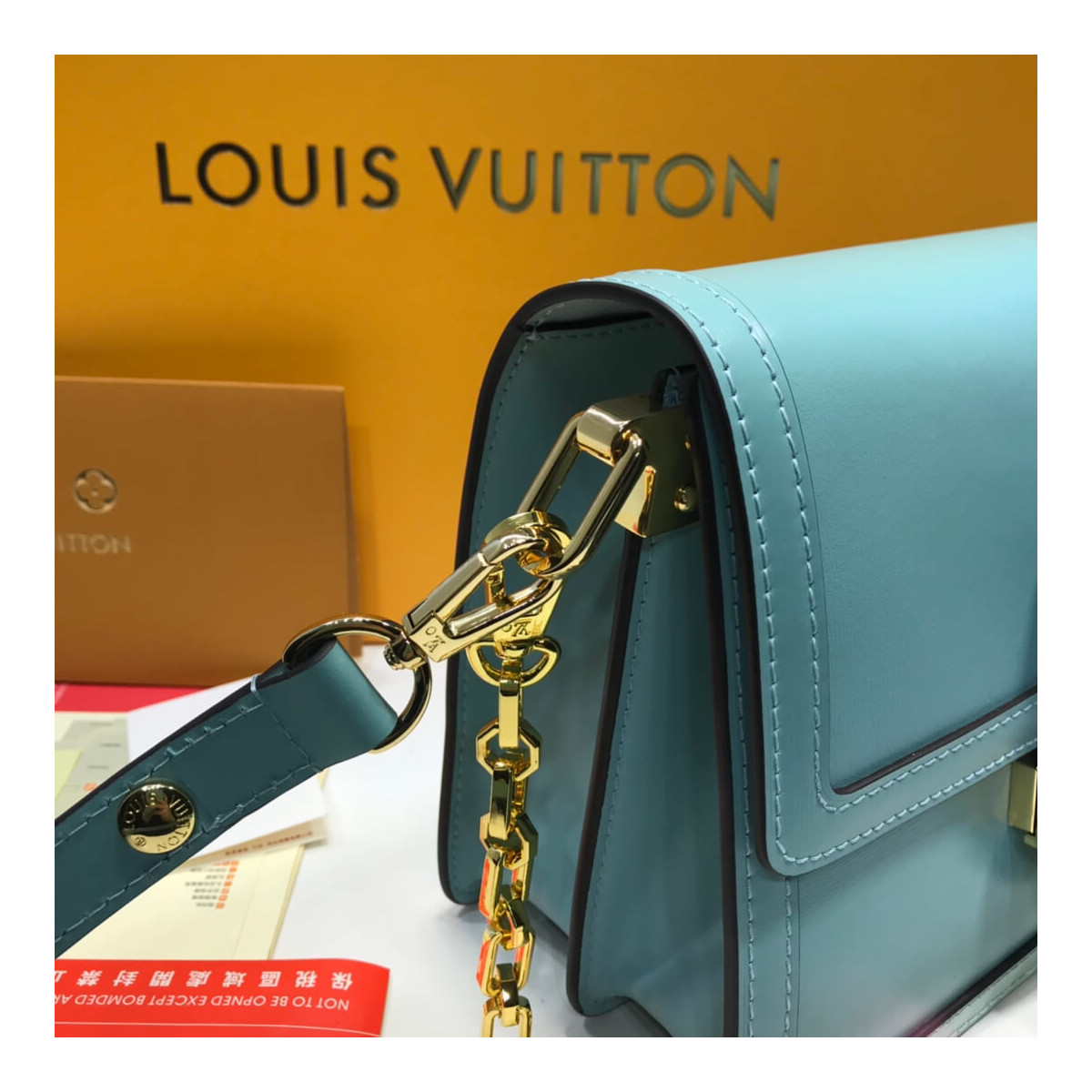 Louis Vuitton Smooth Calfskin Leather Dauphine MM M55735 M55821