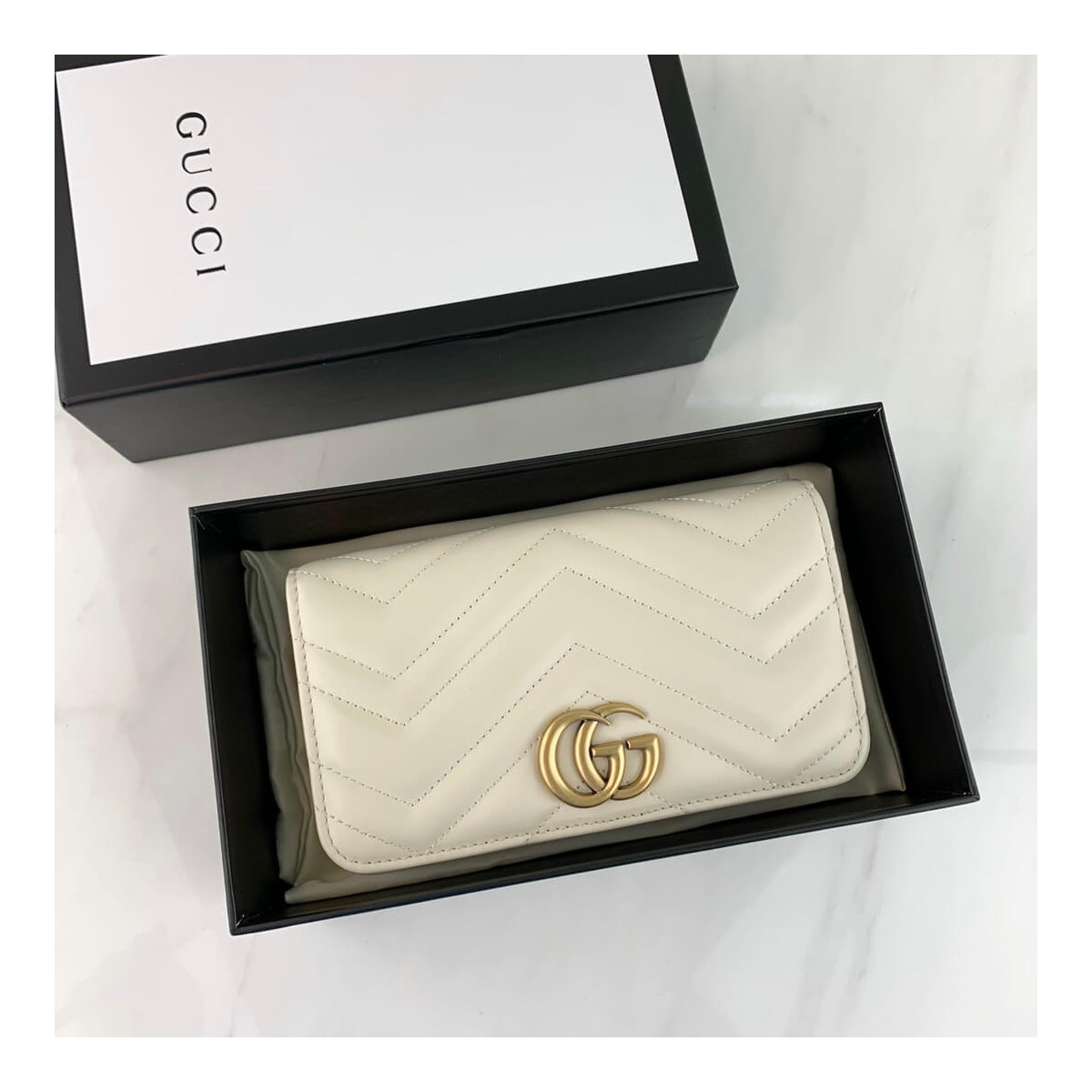 Gucci GG Marmont Mini Bag 488426