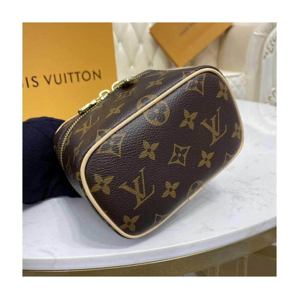 Louis Vuitton Monogram Canvas Nice Mano Toiletry Pouch M44936