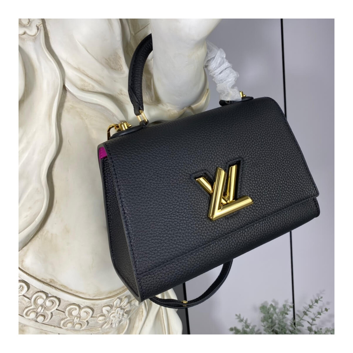 Louis Vuitton Twist One Handle PM M57093