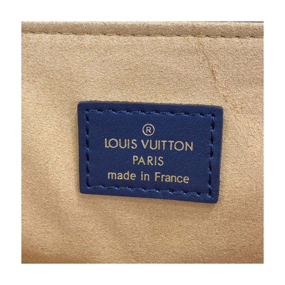 Louis Vuitton Monogram Beauborg MM M43953