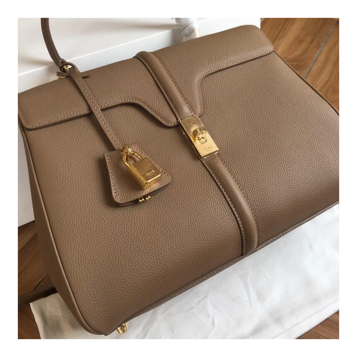 Celine Medium 16 Bag In Grained Calfskin 187373