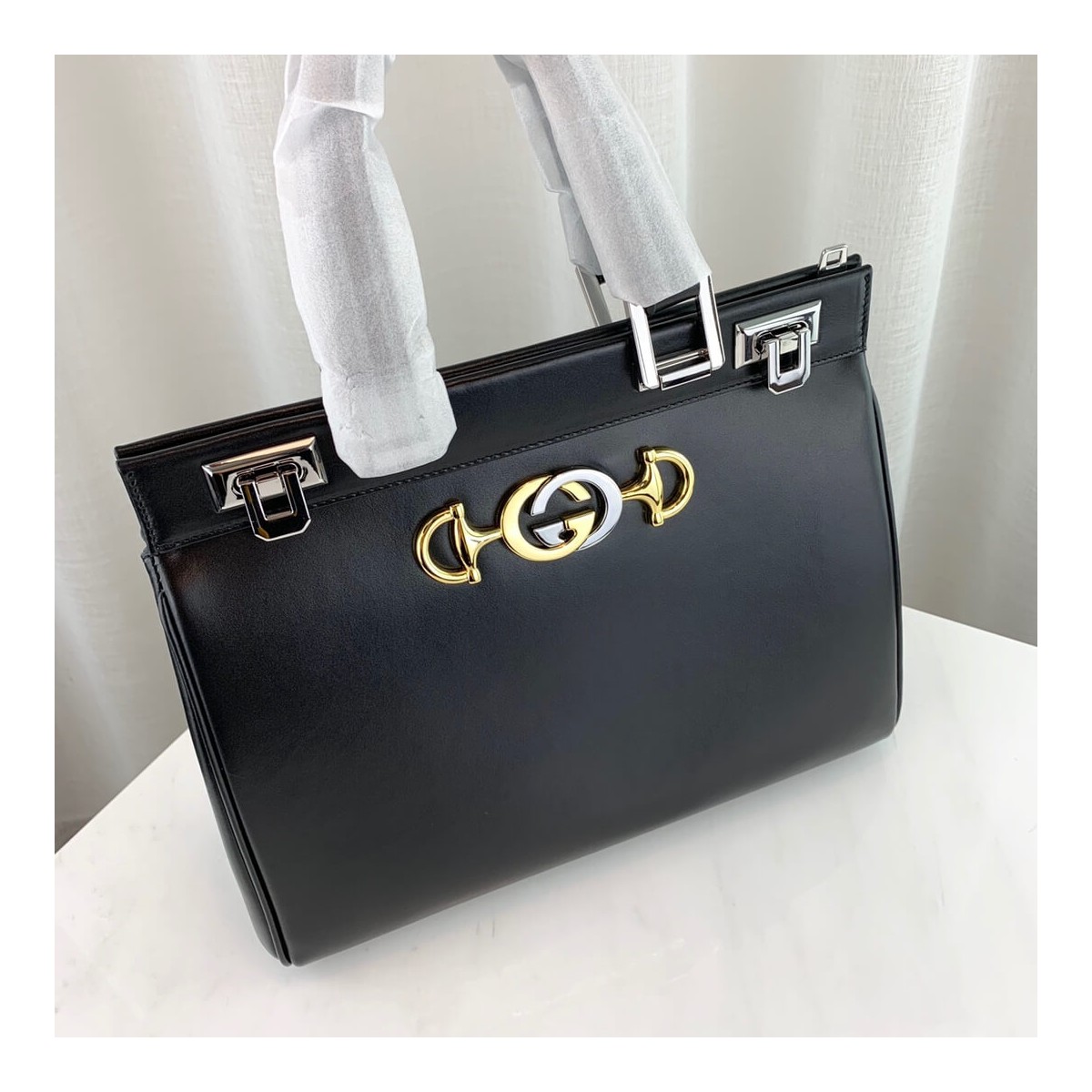 Gucci Zumi Smooth Leather Small Top Handle Bag 569712